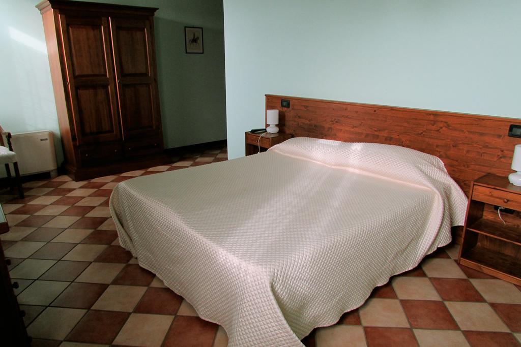 Locanda Mulino Al Pizzon Fratta Polesine Szoba fotó
