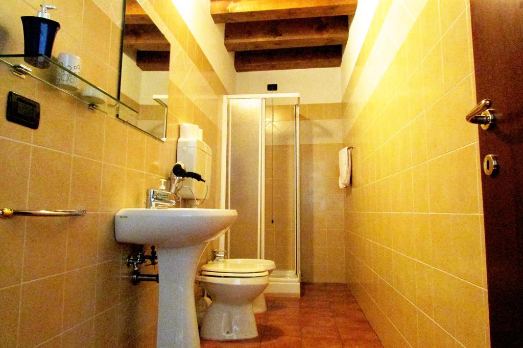 Locanda Mulino Al Pizzon Fratta Polesine Szoba fotó